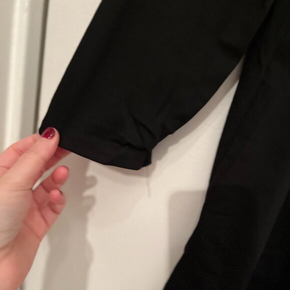 Black Top (Size Large / New Without Tags) - Picture 6 of 10